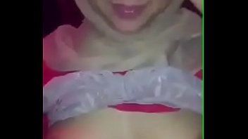 karaoke hijab