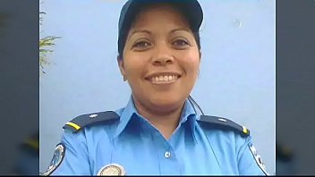 Policia de Nicaragua Chupando Verga