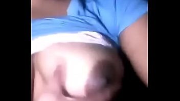 Bangladeshi Girls show her body to her boyfriend