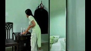 Poorna hot scenes in avunu Kannada movie